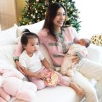 Nittha Jirayungyurn Instagram - Marin, Makin and Mommy Mew💗👶🏻 👶🏻 📸 @ornonornon