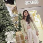 Nittha Jirayungyurn Instagram - CHANEL Wonderland🎄✨ At Quartier Parc M Fl., The EmQuartier Until 5 Jan 2024 Lighting Animation Show : 18.00 / 19.00 / 20.00 / 21.00 #CHANELHoliday #CHANELWonderland @CHANEL.BEAUTY