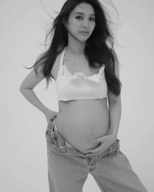 Nittha Jirayungyurn Instagram - Third trimester👶🏻

ขอบคุณช่างภาพกิตติมศักดิ์ทั้ง3ท่านค้าบบบ😆