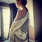 Nur Fettahoğlu Instagram - İçinde.. Farket!
