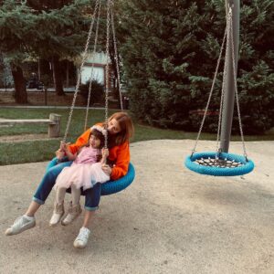 Nur Fettahoğlu Instagram - the color of my life 🌈