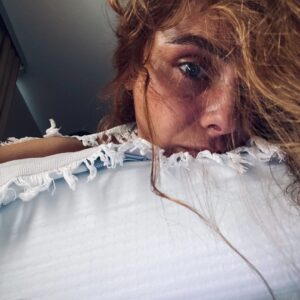 Nur Fettahoğlu Instagram - Sürekli eksik olan, bir süre sonra gerekli de olmuyor Mathilda!