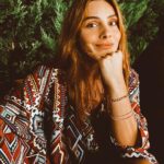 Nur Fettahoğlu Instagram - Enis bana fotoğraf çekmeyi öğret🙏🏻 Foto👉🏻 @enisarikan