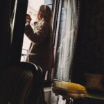 Nur Fettahoğlu Instagram - This is the beginning of your day Life is more intricate than it seems Always be yourself along the way Living through the spirit of your dreams….