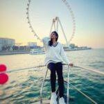 Nyla Usha Instagram – It all glows different in the golden hour💫
#aindubai #marinadubai #sunsetcruise #dubaiwinters