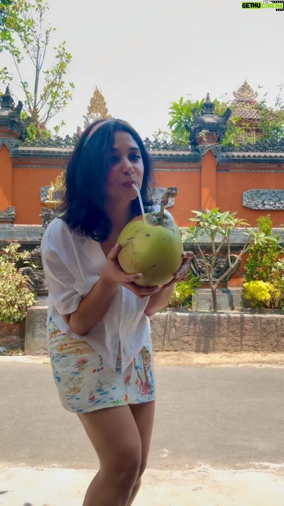 Nyla Usha Instagram - Doing 'what coconut' in Bali!