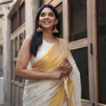 Nyla Usha Instagram – 💫 
.
Weave @saanshi_handloom_kuthambully 
Capture @smadavi 
Styled and loved @pushpamathew28