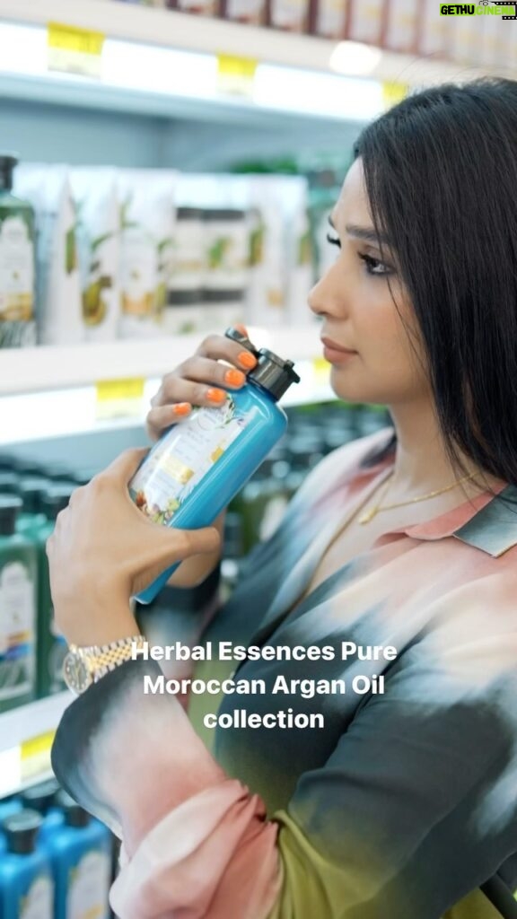 Nyla Usha Instagram - Stopping by @carrefouruae! Transforming my hair game with @herbalessencesarabia! 💁‍♀️✨ Infused with pure Moroccan Argan Oil for that ultimate hair repair and nourishment. 🌿🌟 Say goodbye to damage and hello to luscious hair! 💆‍♀️💖 #FreeByNature #ArganOilMagic #GlowWithMoroccanOil #certifiedbyplantscientists