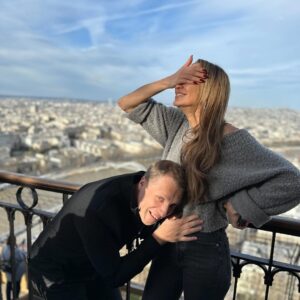 Oliver Pocher Instagram - Osterei erfolgreich  versteckt! 😘