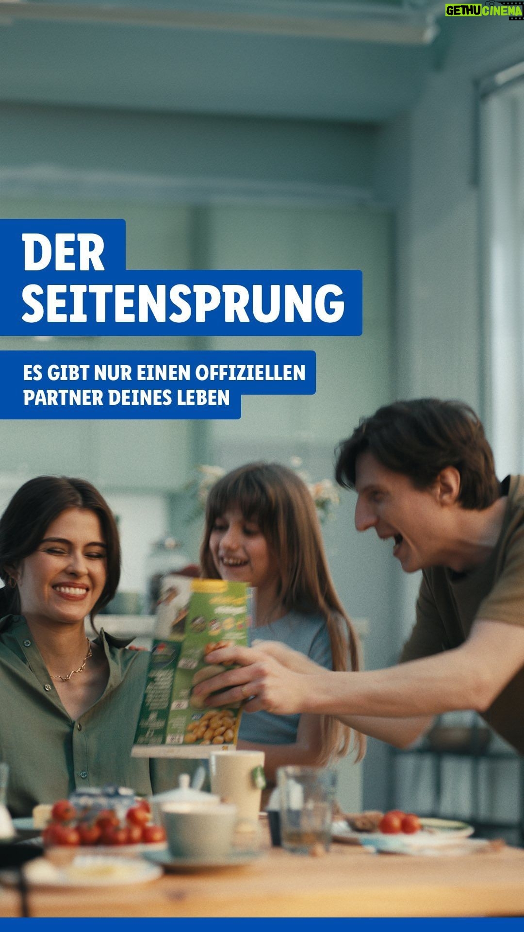 Oliver Pocher - 31.1K Likes - Egal was dein Leben gerade bereit hƤlt, dein Partner ist immer für dich da.Ā Ob mit frischem Obst š und Gemüse, veganen Alternativen oder Bio š Produkten zum günstigen Preis.
Ā
Lidl ist der offizielle Partner deines Lebens ā¤ļø
ANZEIGE #lidl #OffiziellerPartnerDeinesLebens #LidlLohntSich #GehNichtFremd #DerSeitensprung #aldianderen #NurNochZuLidl