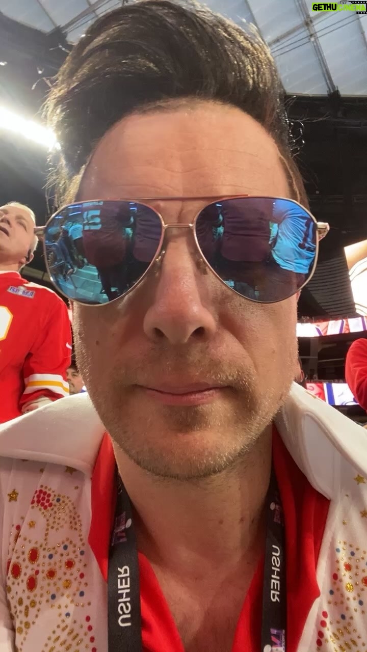 Oliver Pocher - 10.8K Likes - Super Bowl Halftime Live