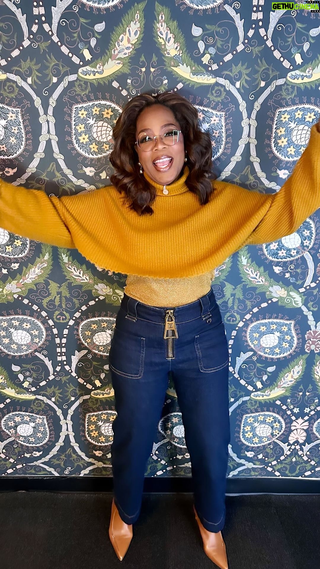 Oprah Winfrey Instagram - I’ve had many conversations with doctors and experts to learn more on the topic of obesity not only for myself but to help simplify it for people around the country. Obesity is a disease. Losing weight is not just about willpower but it’s also about your brain. Some of us are just wired differently and the spectrum of wiring is very complex. An “#OprahSpecial: Shame, Blame, and the Weight Loss Revolution” airs tonight at 8/7c on @abcnetwork and on @hulu tomorrow.