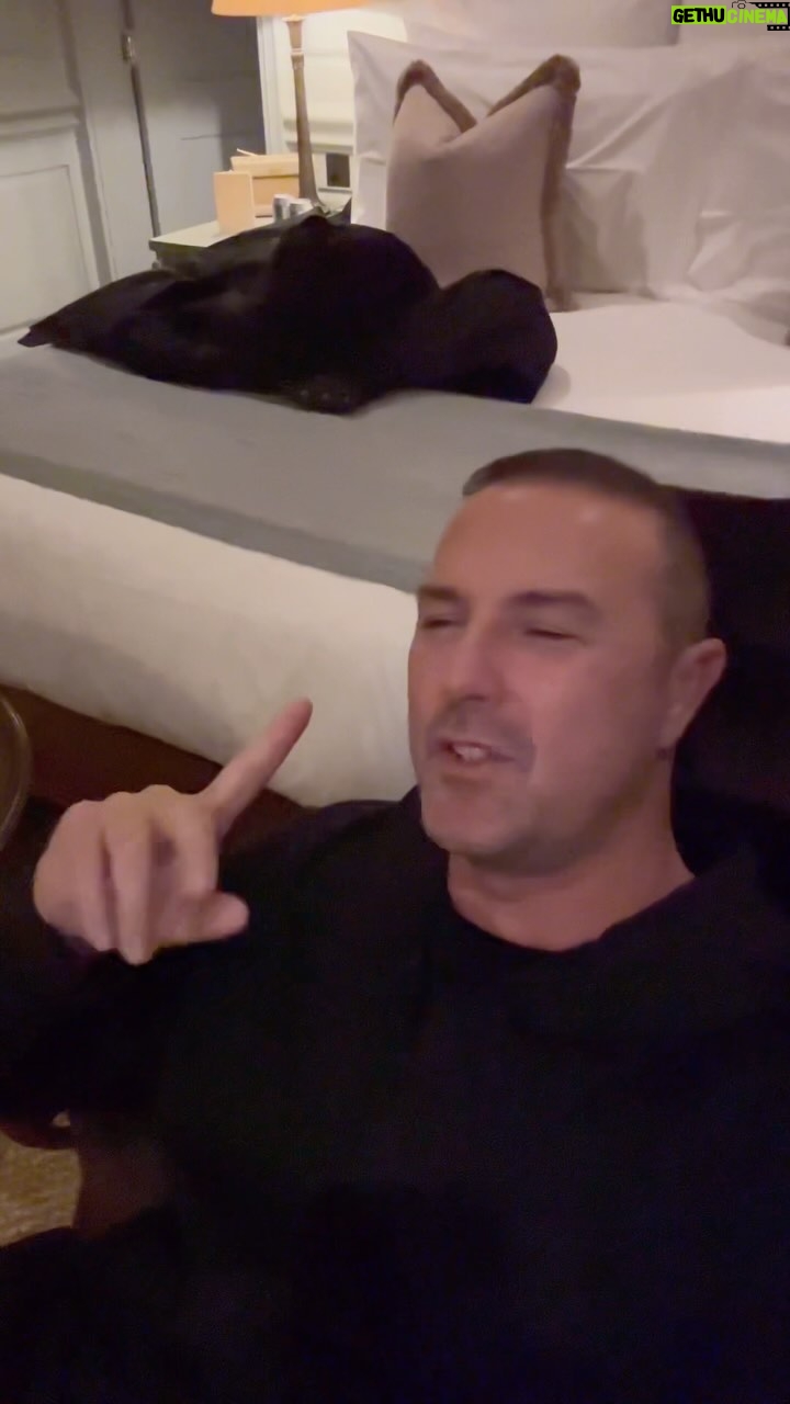 Paddy McGuinness Instagram - Got the lurgy! 🤧 Nothing a bath and some stiff liquor can’t sort out!!! 💪 #winter