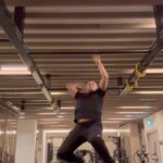 Paddy McGuinness Instagram - I was training the auld back in the hotel gym when I spotted the bars! Empty gym = inner child!!! I was never off the monkey bars when I was a kid. Old skoo parks with concrete floors. Are you playing out Paddy? Yes I am!!! Happy days!!! 🤕😅 PS not sure what that noise was at beginning but definitely not a fart! #playground #functional #oldschool #monkeybars