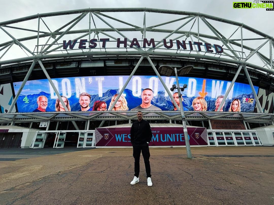 Paddy McGuinness Instagram - Last bit of prep for the final night of Don’t Look Down for @su2cuk The London Stadium is looking well. #DontLookDown #highwire #su2c