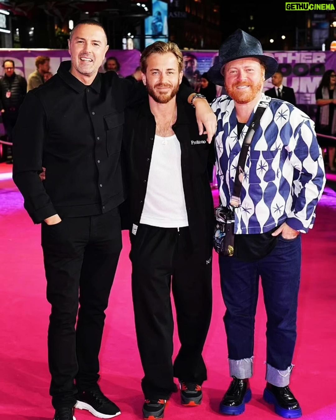 Paddy McGuinness Instagram - Buzzing for my mate @kevbish last night. He’s worked his little pippins off getting @sumotherhood film made. Was lovely for myself and @leighfrancis to share the moment with him at the Prem. Well done to everyone involved. #sumotherhood #film