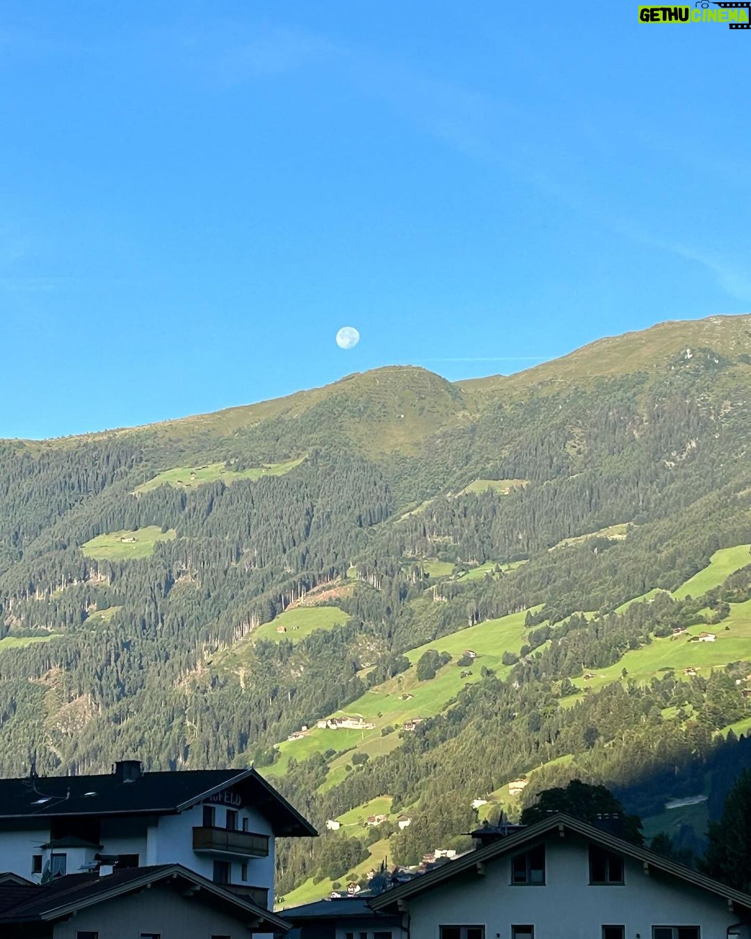 Paddy McGuinness Instagram - On my travels Austria is easily one of the nicest and friendliest places I’ve ever visited. To quote one of the locals, I’ll be back! #austria