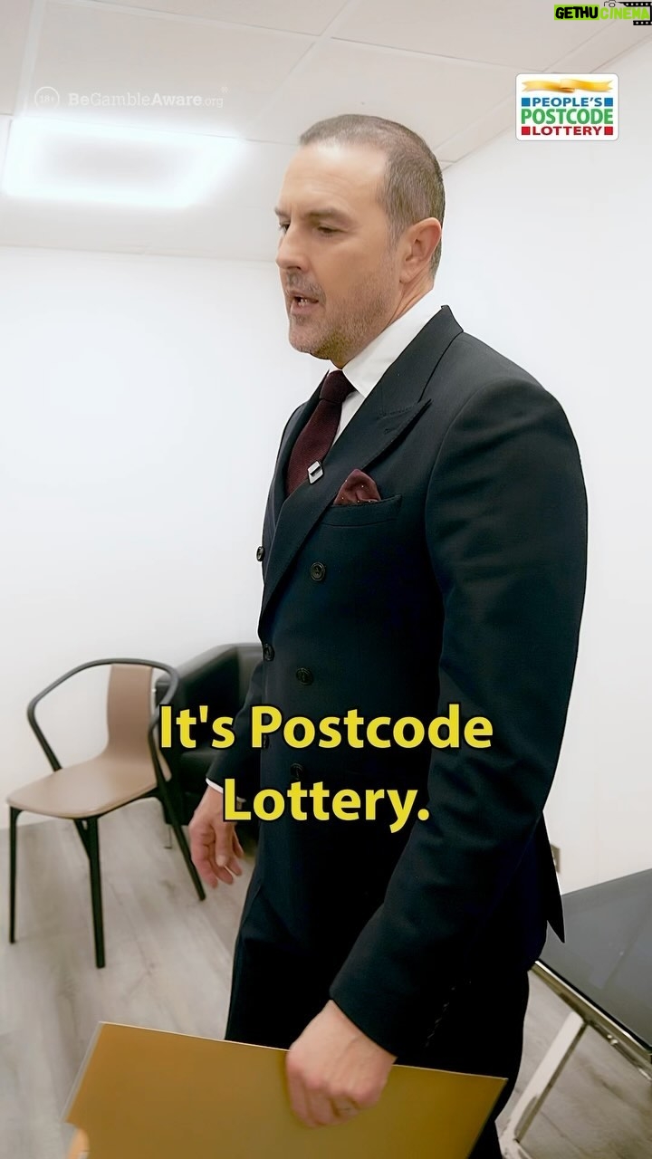 Paddy McGuinness Instagram - ✉️ ✊🚪🎉 It’s Postcode Lottery, of course you could win a share of £24.7 million in April’s draws! Is your door in the draw? Est max prize in April’s draws - £399,500. T&Cs apply. #OfCourse #PostcodeLottery #PostcodeLotteryPeople #Ad