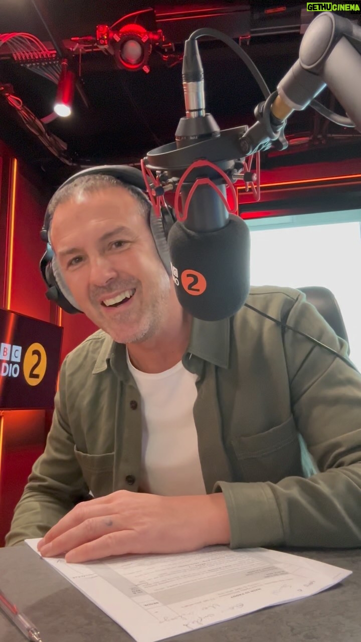 Paddy McGuinness Instagram - Live on @bbcradio2 from 3pm till 6pm today!!! #saturday