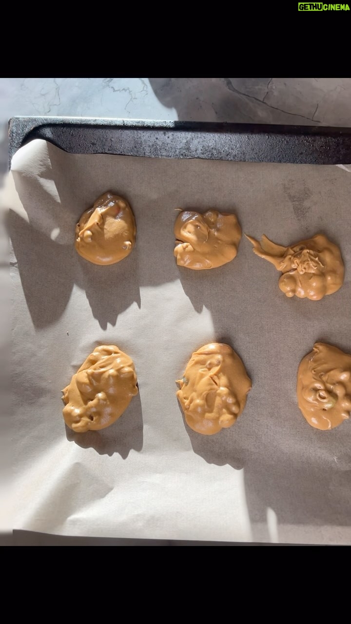 Paddy McGuinness Instagram - Forgot to post my attempt at baking cookies. Not that straight forward is it? 😅 #baking #cookies