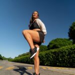 Paolla Oliveira Instagram - Bora malhar? Aero, o novo tênis da @kolosh, que além de ter esse visual lindo, é cheio de tecnologia e super confortável para qualquer tipo de exercício. Partiu! #AmoTênis #ToDeKolosh #publi