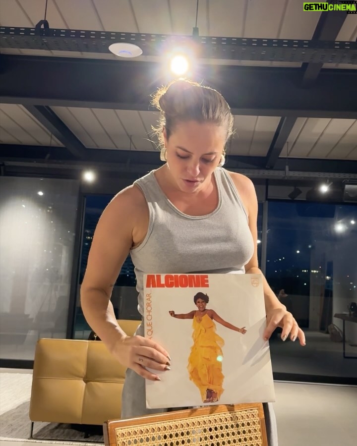 Paolla Oliveira Instagram - Sol em Áries ☀️
