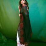 Parineeti Chopra Instagram - 🌹🤍 #Chamkila #Amarjot