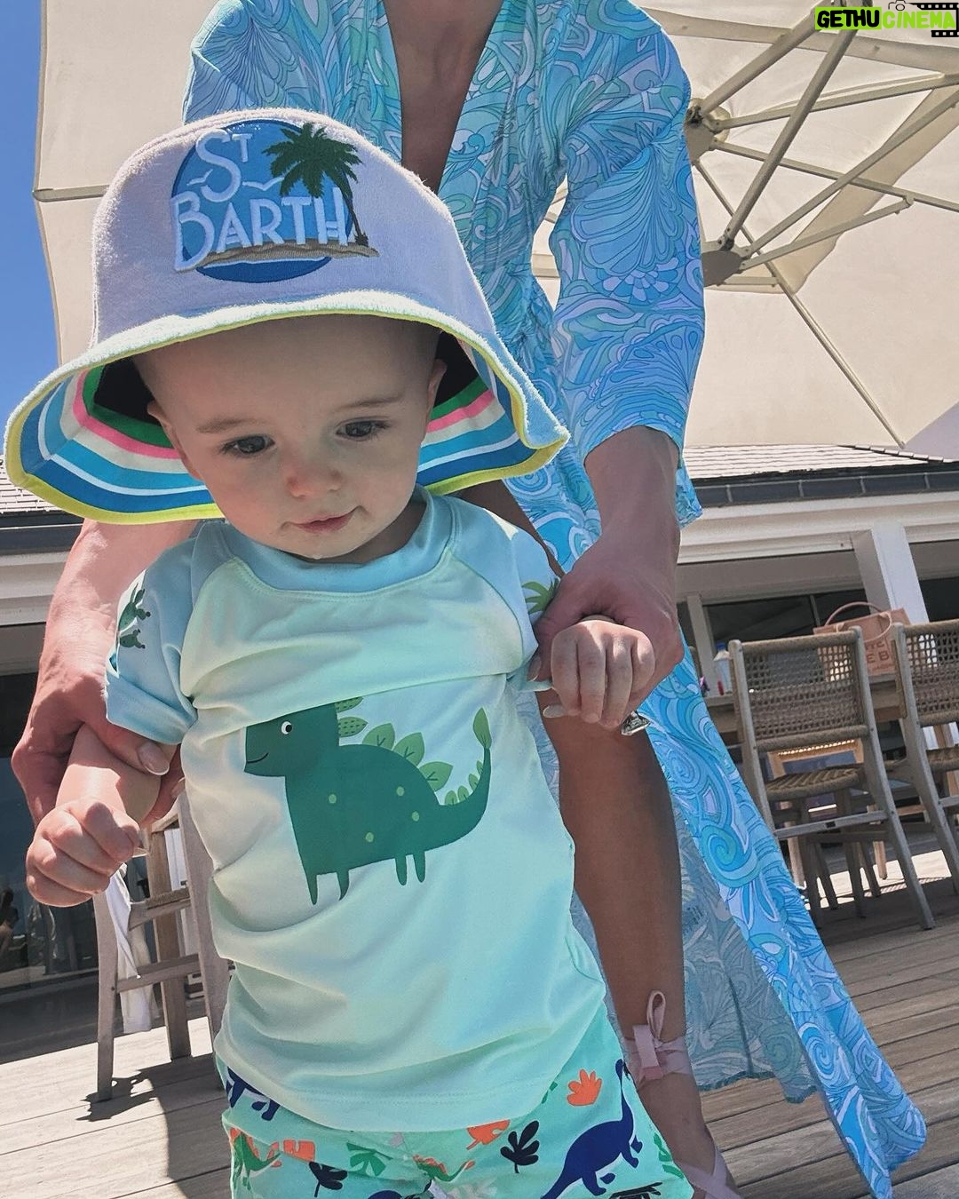 Paris Hilton Instagram - Life is beautifuš„° Easter in Paradise with Baby Pš£ St Barts (Caribbean)