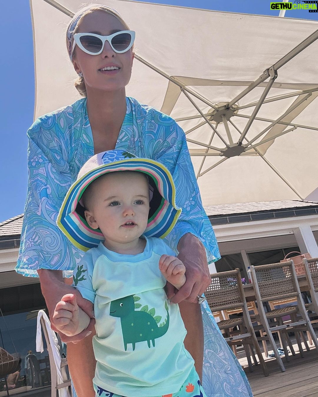 Paris Hilton Instagram - Life is beautifuš„° Easter in Paradise with Baby Pš£ St Barts (Caribbean)