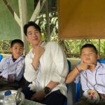 Pathompong Reonchaidee Instagram - มากินข้าวกับเพิ่ลๆ.#คนหล่อขอทำดีปี16 โรงเรียนบ้านสันปง