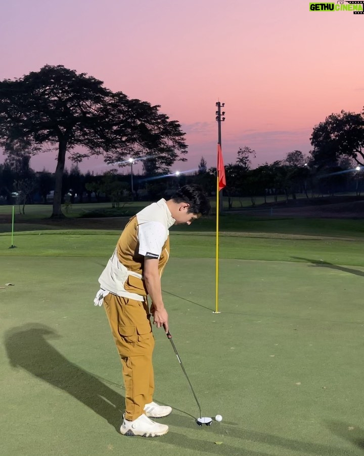 Pathompong Reonchaidee Instagram - ⛳