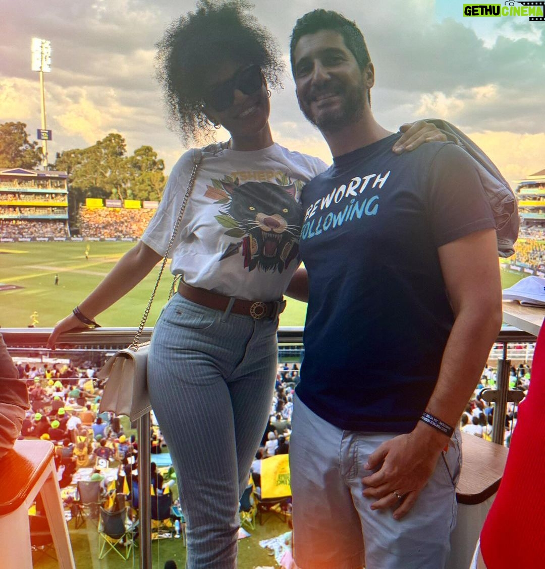 Pearl Thusi Instagram - The reason we came outside !!! 🏏 Shout out to my people at #betway #sa20 @sa20_league shout out to my bro @reasonhd_ for pulling up!