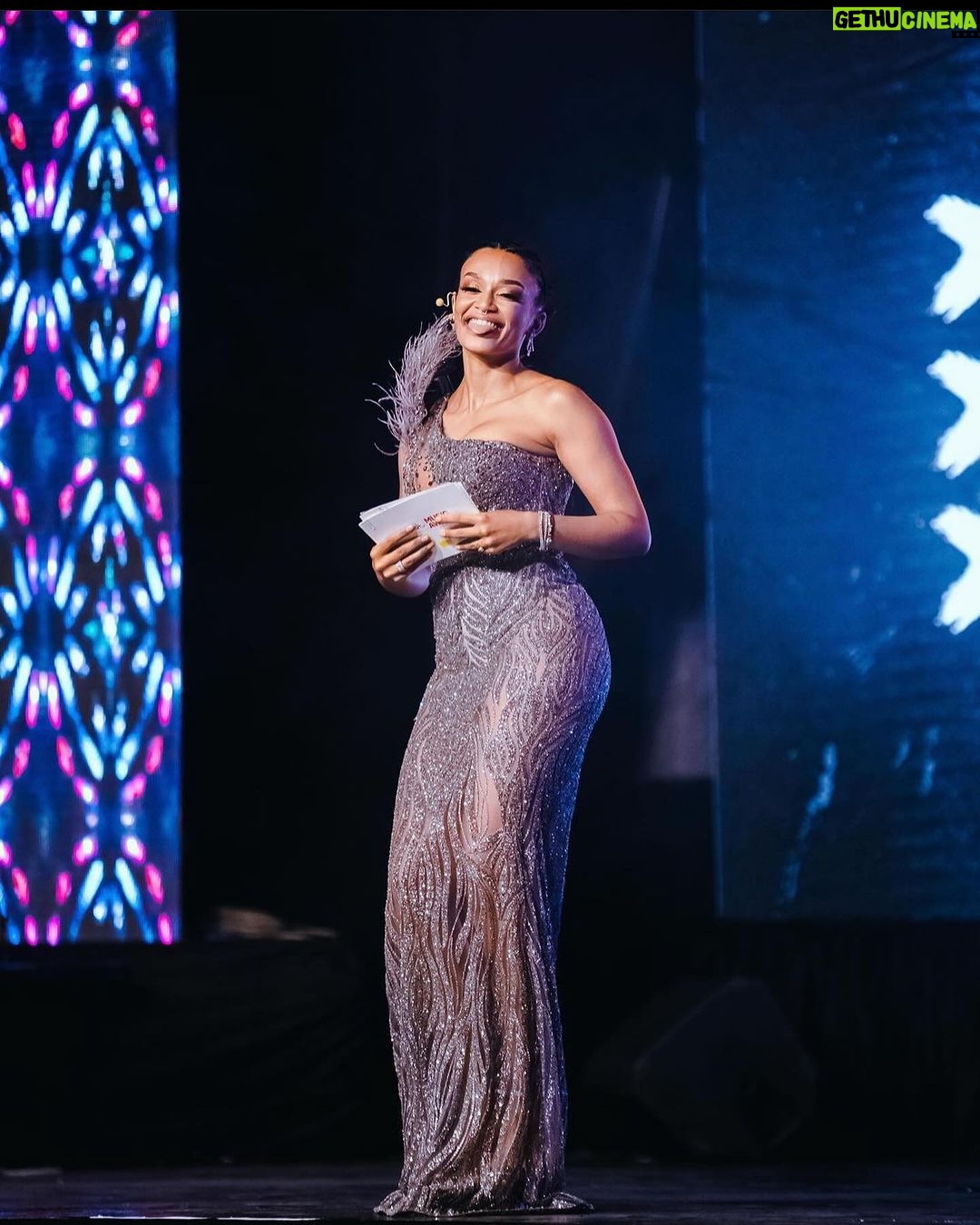 Pearl Thusi Instagram - Twenty twenty fortune and favor! Twenty twenty unforgettable. Twenty twenty formidable! Twenty twenty time to mf get it!