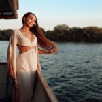 Pearl Thusi Instagram - Zulu in Zambezi 🤎 What a beautiful country and even more incredible people here in Zimbabwe. Thank you. 🤎 Zambezi River Cruise, Zimbabwe