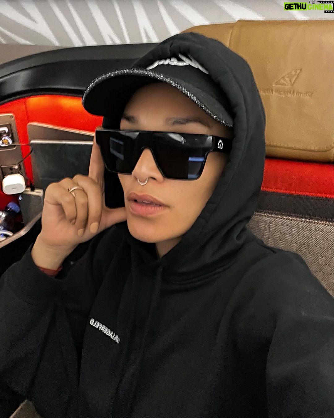 Pearl Thusi Instagram - Terminal A . 🤍 Let me go shed loads off stress, Eskom style 🙏 O.R. Tambo International Airport