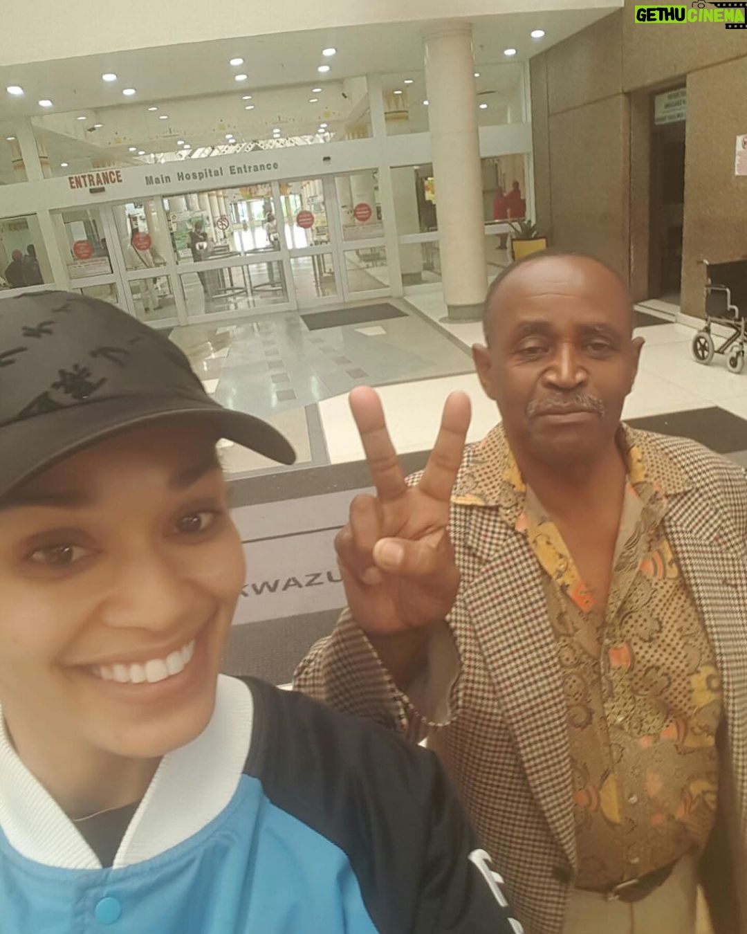 Pearl Thusi Instagram - Hope you’re having the perfect heavenly birthday dad. I miss you more than words could ever describe. My first and forever hero. I know you always got my back 😘 Love you always “Babayi “