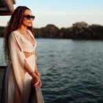 Pearl Thusi Instagram - Zulu in Zambezi 🤎 What a beautiful country and even more incredible people here in Zimbabwe. Thank you. 🤎 Zambezi River Cruise, Zimbabwe