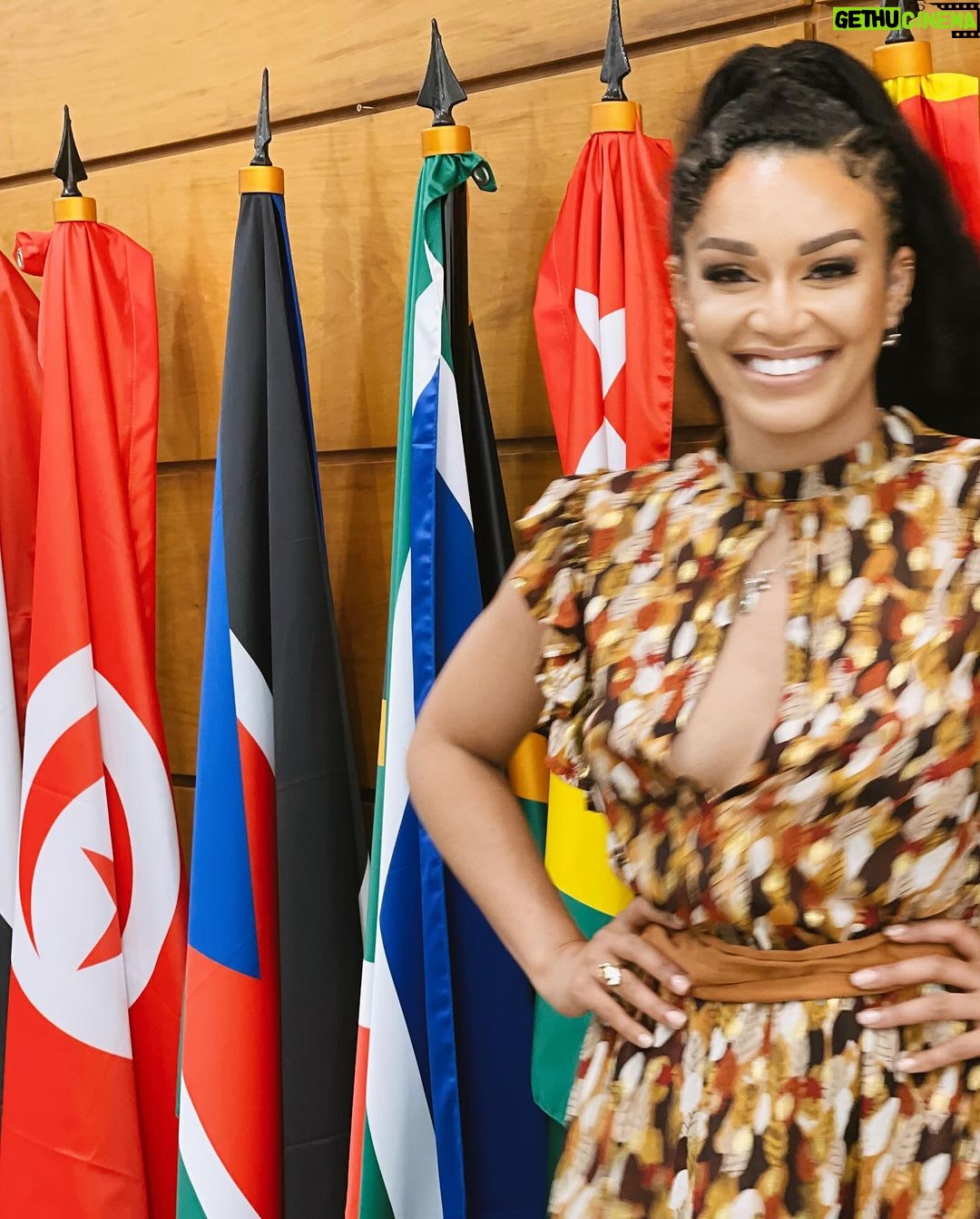 Pearl Thusi Instagram - I love traveling the continent and doing work that uplifts across borders. I forgot to share this… I’ve lived a really blessed life. #ghana