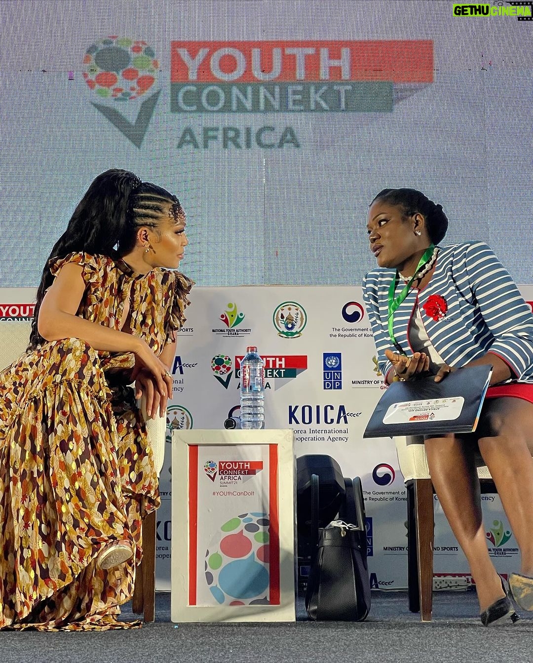 Pearl Thusi Instagram - I love traveling the continent and doing work that uplifts across borders. I forgot to share this… I’ve lived a really blessed life. #ghana