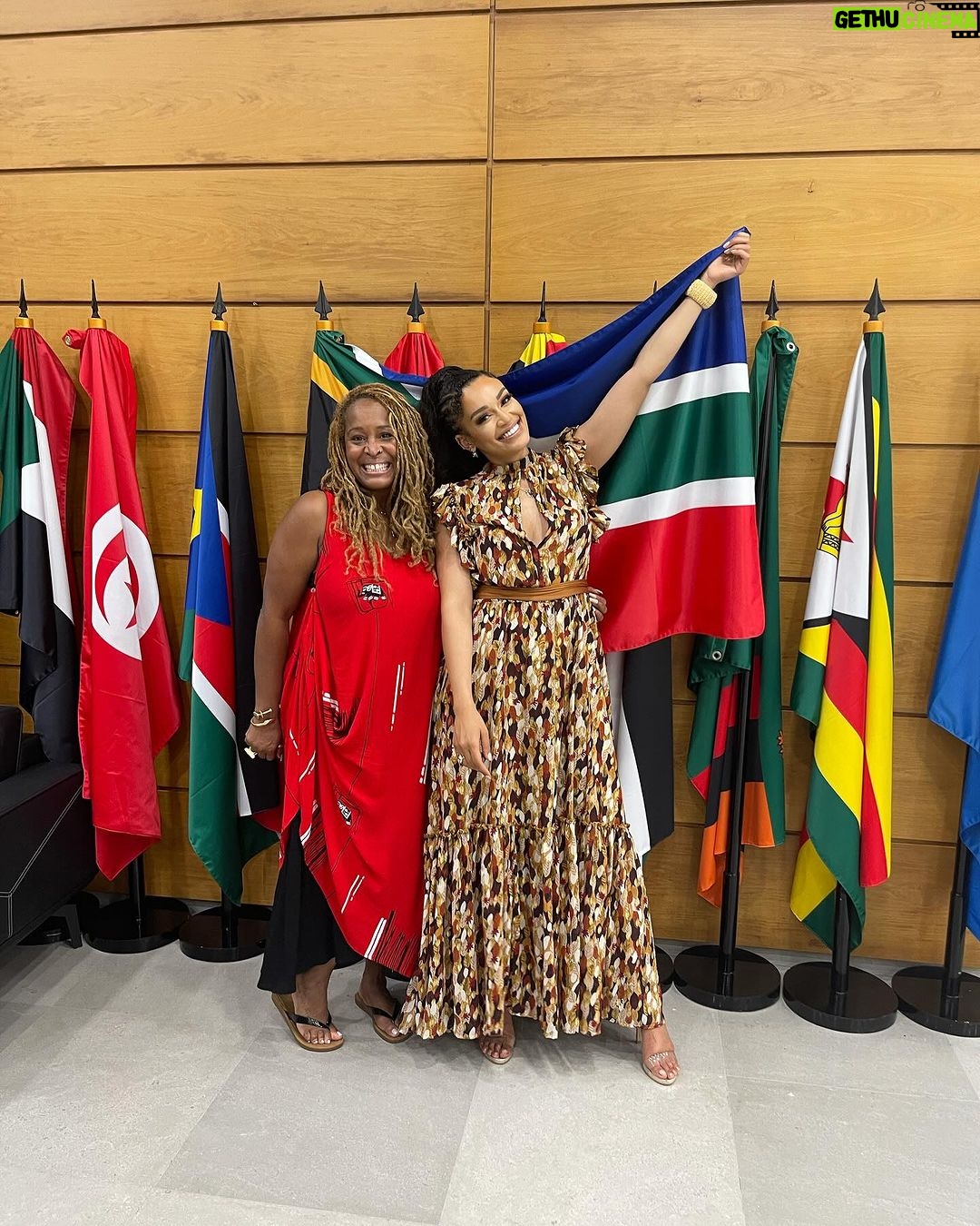 Pearl Thusi Instagram - I love traveling the continent and doing work that uplifts across borders. I forgot to share this… I’ve lived a really blessed life. #ghana