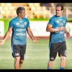 Pejman Jamshidi Instagram - علي كريمي جان رفيق ، سلامتي و بودنت براي ما از همه چيز مهمتره.شك ندارم در ادامه راه هم مثل گذشته ميدرخشي. گرفتن حق گاهي نياز به آرامش داره و ما نميخوايم حرف هاي حقت ، پشت تندگوييت ناديده گرفته بشه. دوستت دارم و برات از ته قلبم آرامش و سعادت آرزو ميكنم. درضمن يادت باشه تو هيچوقت تنها نيستي پژمان جمشيدي