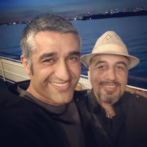 Pejman Jamshidi Instagram - :
زادروزتون خجسته بهترين
طرفدارتونم به شدت
تا تهش خوشبخت باشين
@rezaattaran
