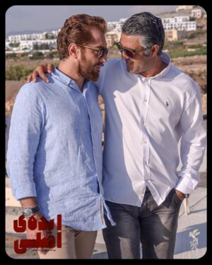 Pejman Jamshidi Instagram - :
امسال براي سومين سال متواليه كه اين افتخار نصيبم شده در جشنواره فيلم ، حضور دارم.در سال اول يعني دو سال پيش با خوب ، بد ، جلف حاضر بودم كه ديپلم افتخار بهترين فيلم از نگاه مردم نصيبمون شد در سال دوم يعني پارسال ، با بازي در سو تفاهم ، كانديد بهترين بازيگر مرد مكمل شدم كه بسيار برام خاطره انگيز و فراموش نشدني بود.امسال هم مفتخرم به حضور در فيلم ايده اصلي به كار گرداني و تهيه كنندگي سركار خانم آزيتا موگويي و در كنار چندتا از بهترين بازيگران اين سال هاي اخير كه از ته قلبم دوستشون دارم و همچنين حضور كلي ادم جذاب ديگه در پشت صحنه كه متاسفانه نميتونم تك تك نام ببرم ولي از همشون براي اين همكاري سپاسگزارم.
آرزو ميكنم سومين سال حضورم پر باشه از اتفاق هاي خوب براي فيلممون و  همچنين ، آرزوي برگزاري عالي يك جشنواره توپ و درجه يك و نشستن سيمرغ بر شانه كساني كه از ديگران لايق ترند.
#تا_سه_نشه_بازی_نشه
@haniehtavassoli 
@azitamougouie 
@bahramradan 
@mehrdad_sedighian
عكس @alinikraftar 
طراح @meysammirzaee