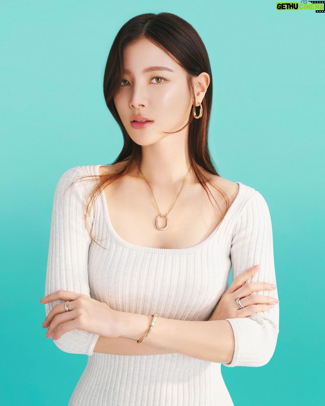 Pimchanok Luevisadpaibul Instagram - Truly honored to be a part of the Tiffany and Co. family as a house ambassador. Looking forward to making many meaningful memories together.🩵 #TiffanyAndCo