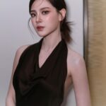 Pimchanok Luevisadpaibul Instagram - 🤎🤎 #LOEWE #LOEWECraftedWorld