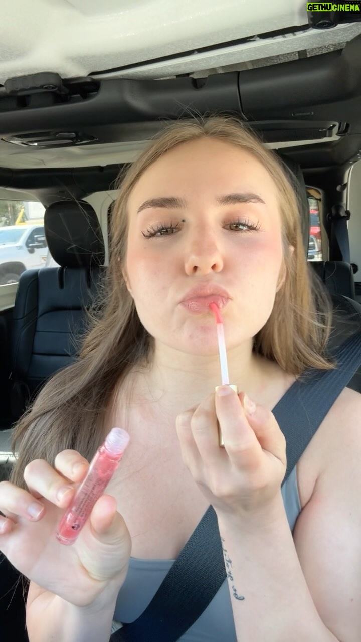 Piper Rockelle Instagram - grwm passenger princess edition 🚘💄❤️ #makeup #girl #car