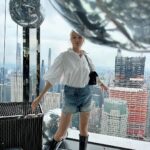 Polina Pushkareva Instagram - This summer I spent working my ass off so it could always extend it by flying to the other side of the world. At the beginning of June, I accepted my own challenge that I had not done before – 3 months to work without day offs. I rested 2-3 days off this summer in total. And it was a day off from content, but I still responded to messages from employees. Why did I set myself this goal? I understood that I was stuck on the same income level. I can afford everything I want and nothing to deny myself. But when you reach millions of dollars in income, you find yourself in a comfort zone that you don’t want to leave. The problem is when you are too comfortable, you stop developing. And this is something that does not correspond to my understanding of the world. And this summer brought me back. Who had followed me in 2018-2019, knew I could work 24/7, days and nights. It really kept me going. I'm a person who doesn't burn out. Why? Because I know for sure what I want and understand what I need to do to get it. I don’t burn out when I go to the bathroom and clean my teeth. The same with my work. It gives me what I want in this life. Unfortunately, great results in life come through blood, snot and sweat, and not through lightness. I think that sweat, snot and blood become easier when you do something that makes you happy. For me it’s social media management of accounts that brings me a great income. New York, New York