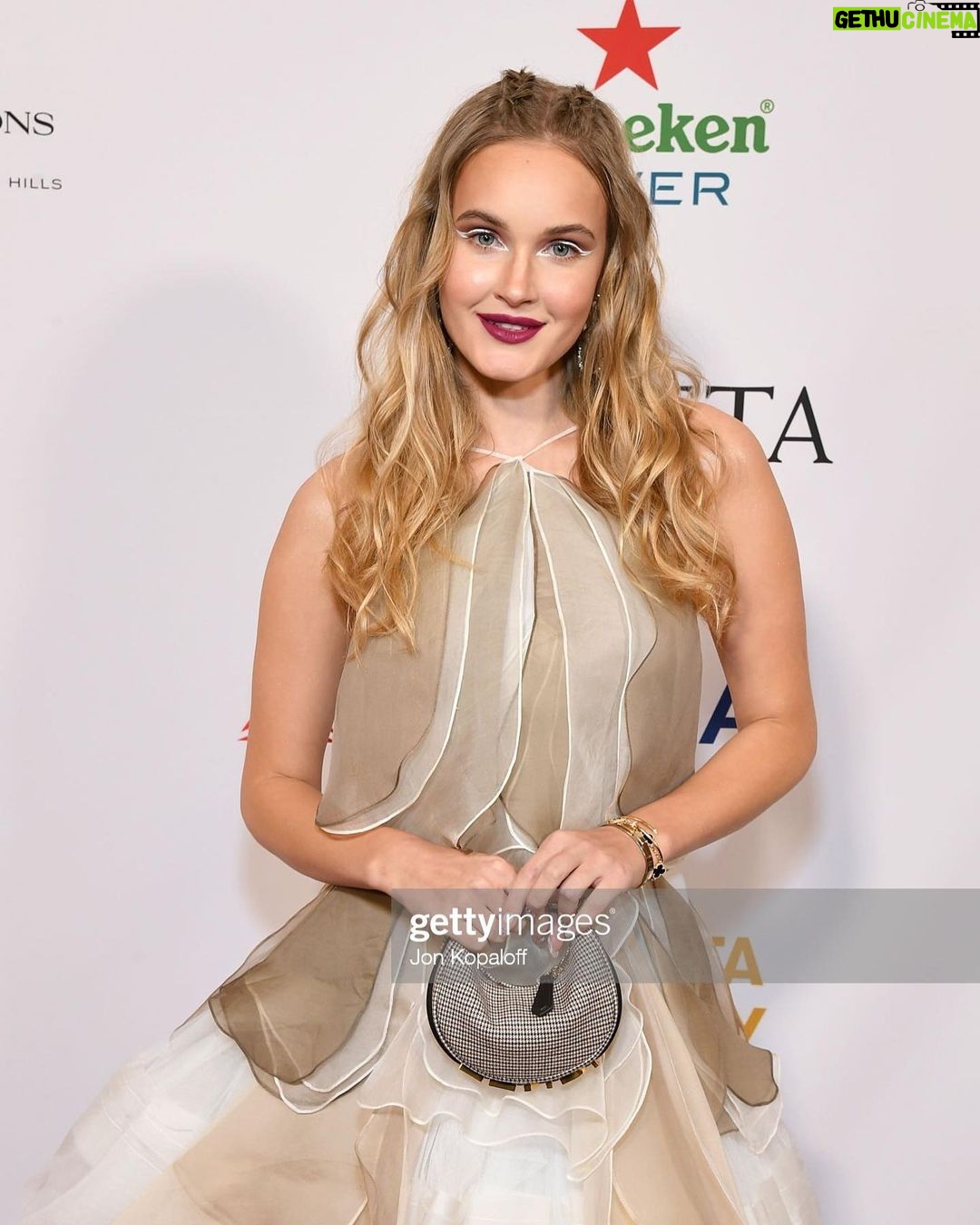 Polina Pushkareva Instagram - My first BAFTA tea party ⠀ Red carpets don’t feel as scary anymore, I already know a lot of people and feel way more comfortable approaching people first ⠀ When the industry slowly becomes familiar ✨ ⠀ My trips to LA also don’t feel as painful as before (y’all know I don’t like the city) and I feel that at some point of my life I’ll have to live in two cities: New York and LA Four Seasons - Doheny Drive