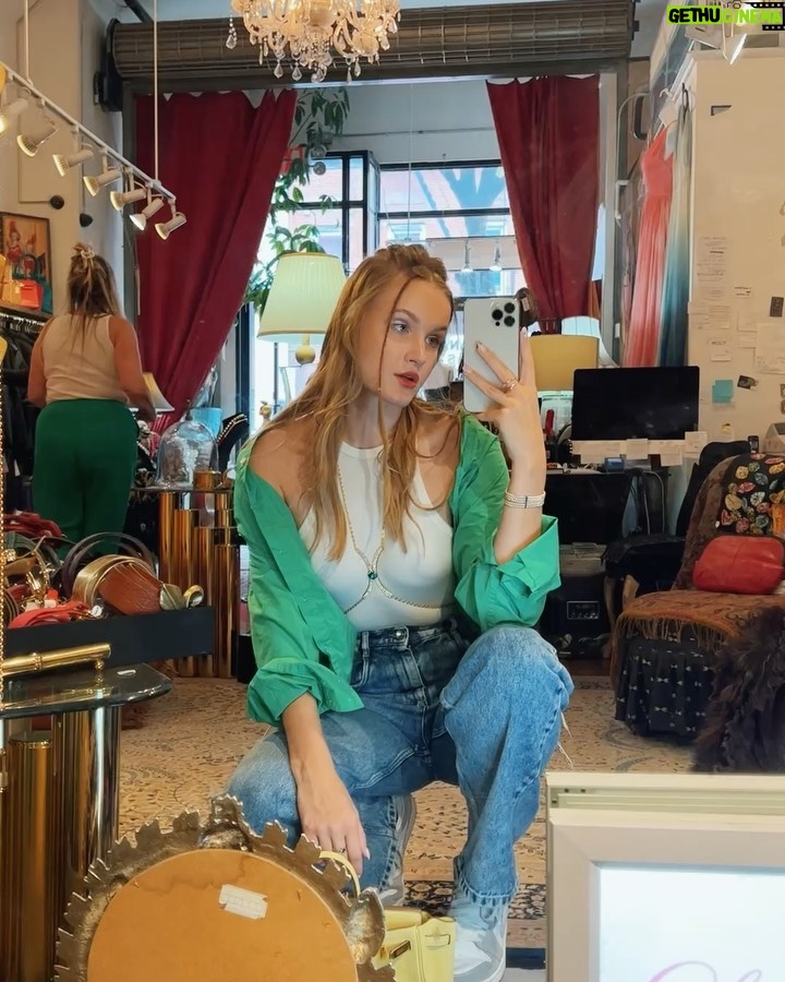 Polina Pushkareva Instagram - 7 days in nyc/ 7 outfits. Which one do you like the most?💅🏻 ⠀ By the way, did you notice a tattoo on my last pic? There’s a funny behind story behind it ⠀ In 2019 I was going through a break up, I was walking close to the Flatiron extremely sad and I randomly met a guy and offered him to get a matching tattoo. So we got it and now every time I look at it I know that a person with exactly the same tattoo in the same spot exists in this giant city and it gives me a weird sense of comfort ❤️ Manhattan, New York