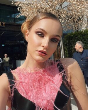 Polina Pushkareva Instagram - Film industry: expectations vs reality

Tap-tap like❤️

I consider cinema to be the most romanticized industry in the world. We see only a beautiful picture, and ordinary people can't even imagine what's going on in reality. So I had a lot of expectations and stupid hopes. And here are the stupidest and the most naive:

1. Actors. We see these people as some cool characters and unconsciously fall in love with them. But they are often very closed-minded people who ignore everyone. The actors are accustomed to get great attention and don’t always realize that they are just ordinary people. That's why they allow themselves too much, expecting them to just get away with it. 

2. Not the actors make the most money on movies, but producers. Producers receive from 5 to 50% of the film's sales. The film's sales bring tens and hundreds of millions of dollars. Actors earn much less. But few people talk about it, because the producers don’t disclose their salaries.
⠀
3. The main characters are given not to those who are the most talented, but to those who sell the film well. For example, there are two candidates. One is a super brilliant but not famous young actor. The second is a worse actor, but he has 10 million followers. Guess who they'll choose?

4. It's fun. Even if some super scary movie is being filmed, all the actors hang out and have fun behind the camera. Plus, every day something new and cool happens on the film sets.

5. Filming takes a LOT of time. Even 30 seconds can be filmed during the whole day. Plus, often actors have to just wait for a lot of time. For example, you will shoot for one or two hours during a 12-hour shift. And then you just wait for other scenes and close-ups of the actors to be shot, and so on.

⠀
Well, do you still think filming is so easy and funny?